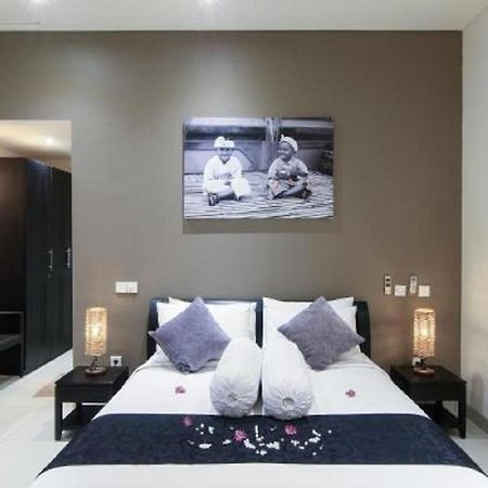 Gili Pearl Three Bedroom Villa ギリ・トラワンガン エクステリア 写真